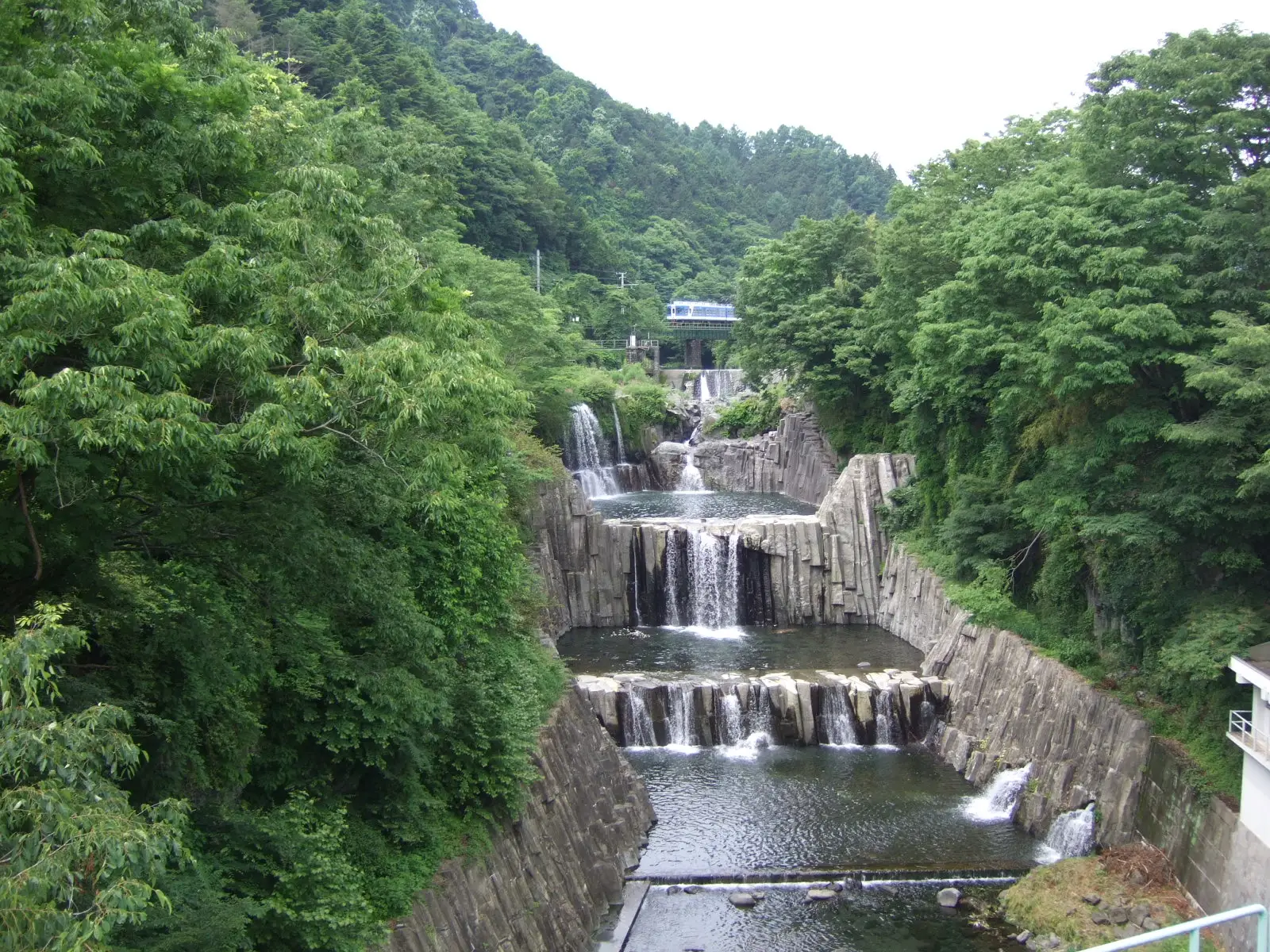 田原の滝